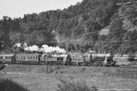 1940 - Zug mit Dampfloks der Baureihen 56 und 78 auf H&ouml;he der Neueburgstra&szlig;e