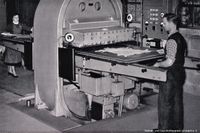 1955 - Lederbearbeitung in der Lederfabrik Neumeier