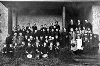 1913 - Schulkinder mit den Lehrkr&auml;ften Hedwig Weil Anton Flettner August Wehnert und Friedrich Schmidt